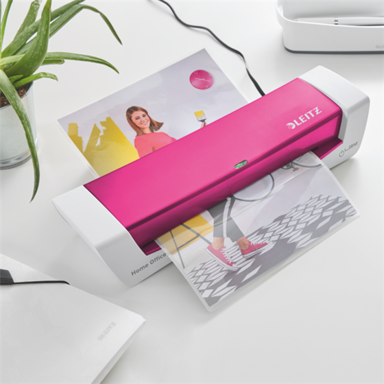 Plastificadora Leitz Ilam Home Office A4 Fucsia