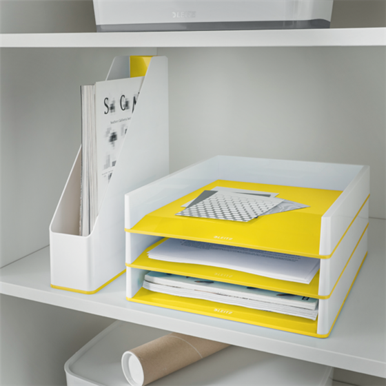 Bandeja de sobremesa WOW de Leitz con combinación dual de color Amarillo A4
