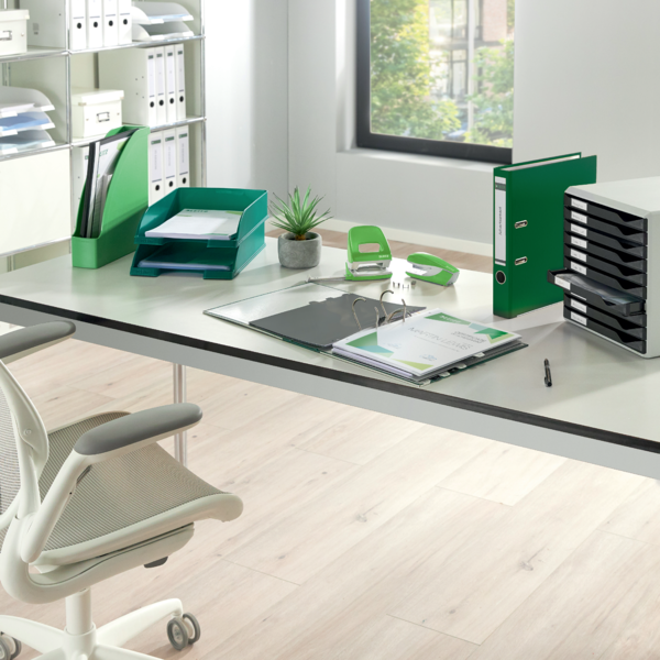 Archivador De Palanca Clásico Jaspeado 180º Leitz, Co2 Compensado, 100% Cartón Reciclado Verde