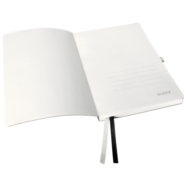 Cuaderno Leitz Style A5 con hojas blancas y tapas flexibles Negro satinado 80 H. 100 g.