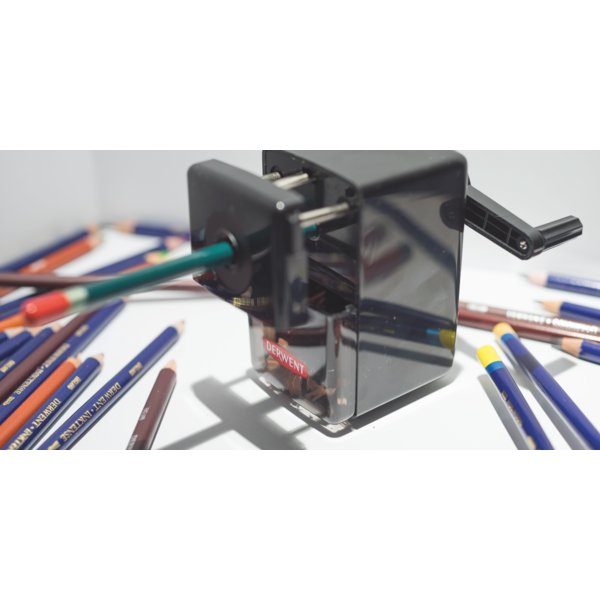 Minisacapuntas manual de sobremesa Super Point de Derwent Negro