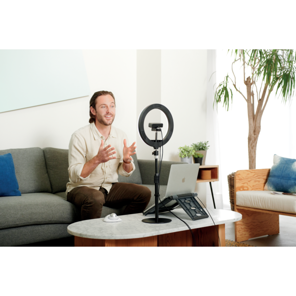 Soporte de sobremesa telescópico para micrófonos de videoconferencia, cámaras web y sistemas de iluminación Kensington A1010 