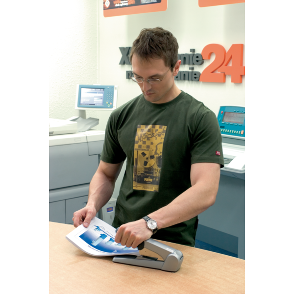 Grapadora De Grapado Plano Para Gruesos Mod. 1400 De Petrus Plata