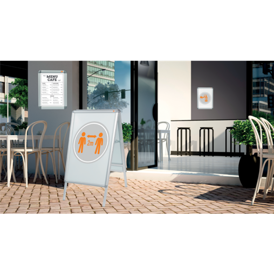 Marco Publicitario Nobo De 700 × 1000 Mm Plata