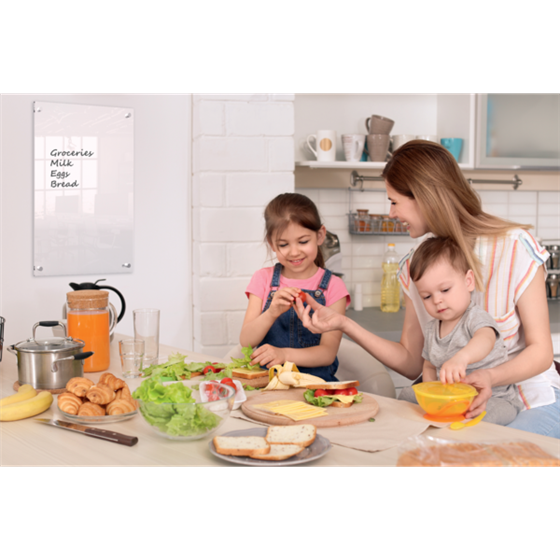 Mini Pizarra Blanca Acrílica Transparente Nobo De 600X450 Mm Montada En La Pared Transparente