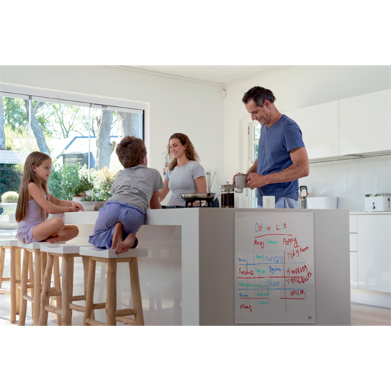 Mini Pizarra De Acrílico Transparente Nobo De Escritorio O De Pared De 600X450 Mm Transparente