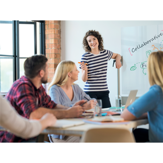 Pizarra De Cristal Blanco Brillante Móvil Nobo, 1200 × 900 Mm Blanco Brillante