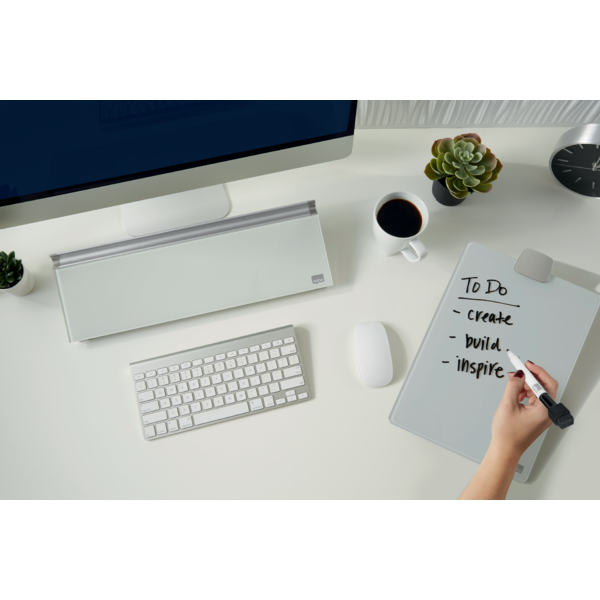 Set De Sobremesa Con Pizarra De Cristal Con Superficie De Borrado En Seco Nobo De 458X154 Mm Blanco Brillante