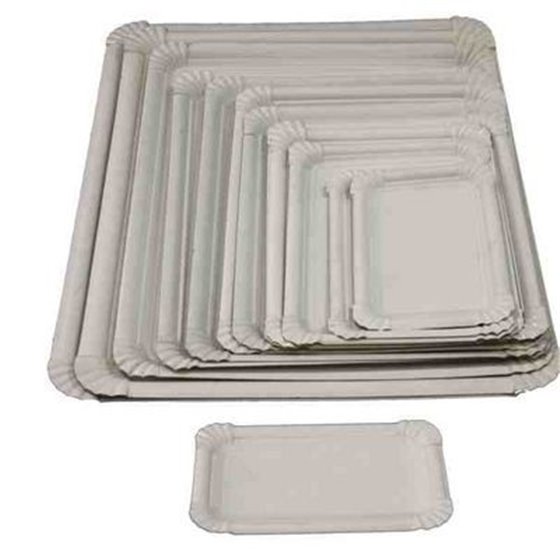 Bandeja de Cartón Pastelería Rectangular Tamaño 30 x 29 cm. Caja x100
