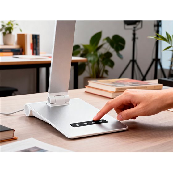 Lampara de escritorio q-connect sirio led 13w 800 lmtactil 3 niveles de color brillo regulable color plata