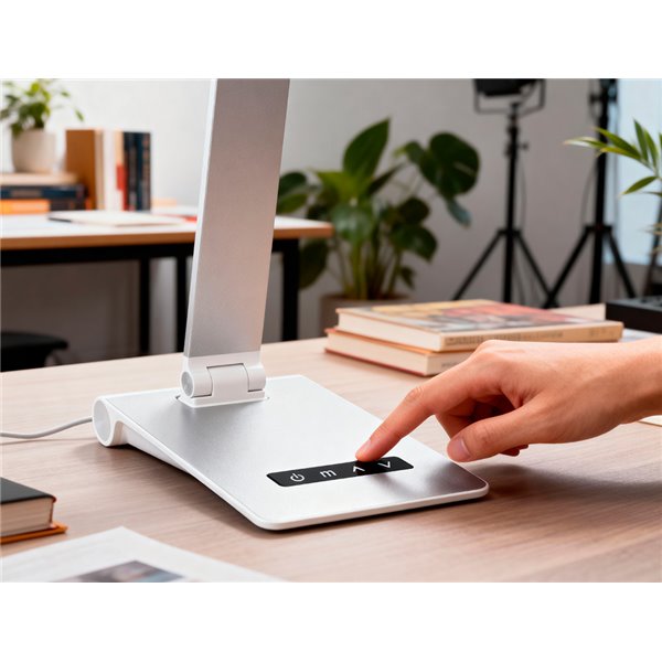 Lampara de escritorio q-connect sirio led 13w 800 lmtactil 3 niveles de color brillo regulable color plata