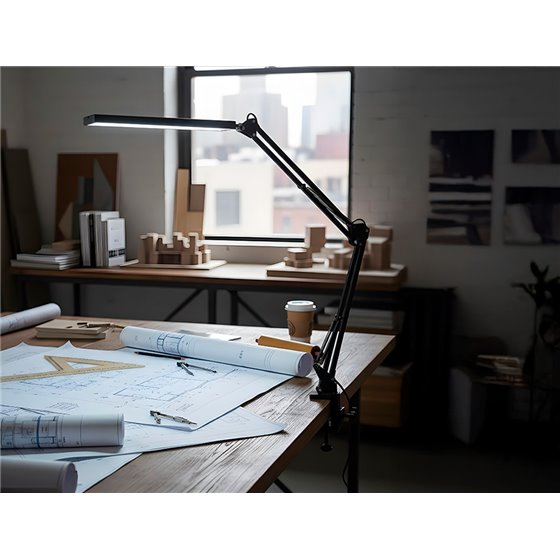 Lampara de escritorio q-connect rigel led 8w 320 lm aluminio con pinza brazo doble3 articulaciones color negro