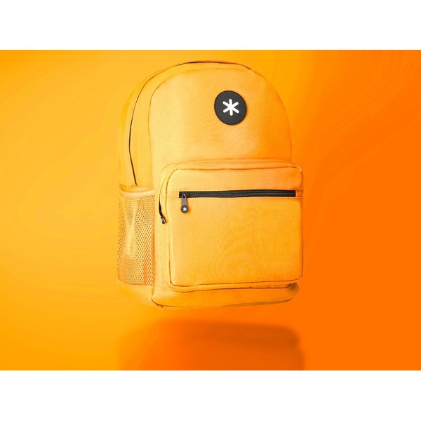 Cartera antartik mochila con asa y bolsillo frontal concremallera color mostaza 320x140x430 mm