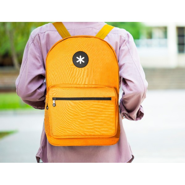 Cartera antartik mochila con asa y bolsillo frontal concremallera color mostaza 320x140x430 mm