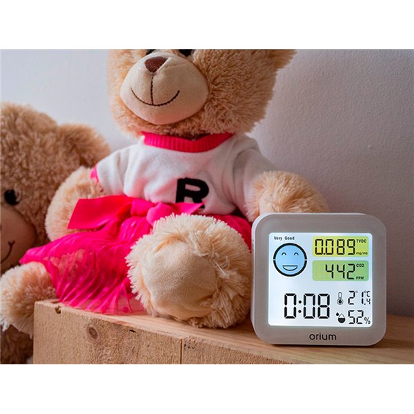 Medidor De Aire Orium Quaelis 20 Medidor De Co2 Y Cov Superficie 30 M2 Pantalla Lcd Color Blanco 8X2,5 X 8 Cms