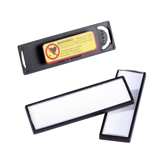 Identificador Portanombre Durable Pvc Antiarañazos Con Iman Y Efecto Lupa Color Negro 67X17 Mm