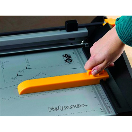 Cizalla De Palanca Fellowes Plasma A3 Metalica Hasta 40 Hojas 80 Gr