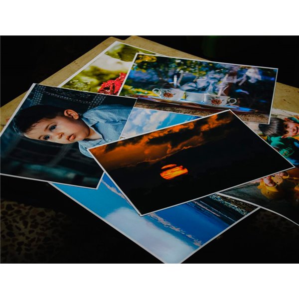 Papel Q-Connect Foto Glossy Din A4 Para Fotocopiadoras E Impresoras Laser Paquete De 100 Hojas De 218 Gr