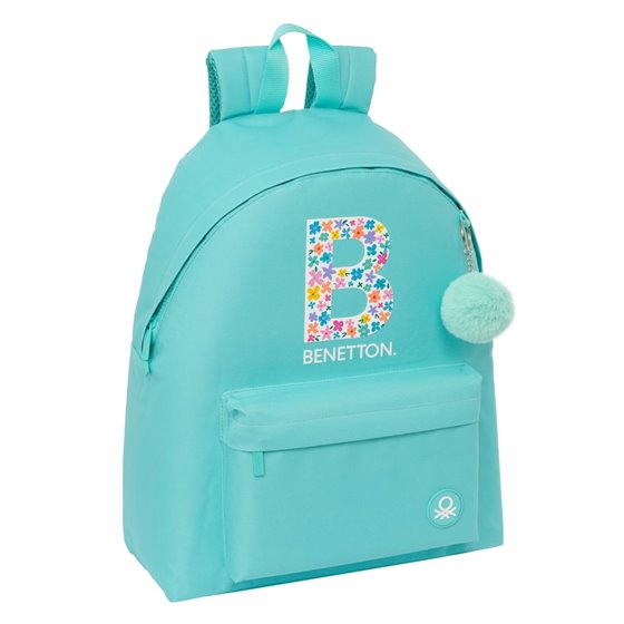 Mochila Benetton "Letter"33 x 42 x 15 cm.
